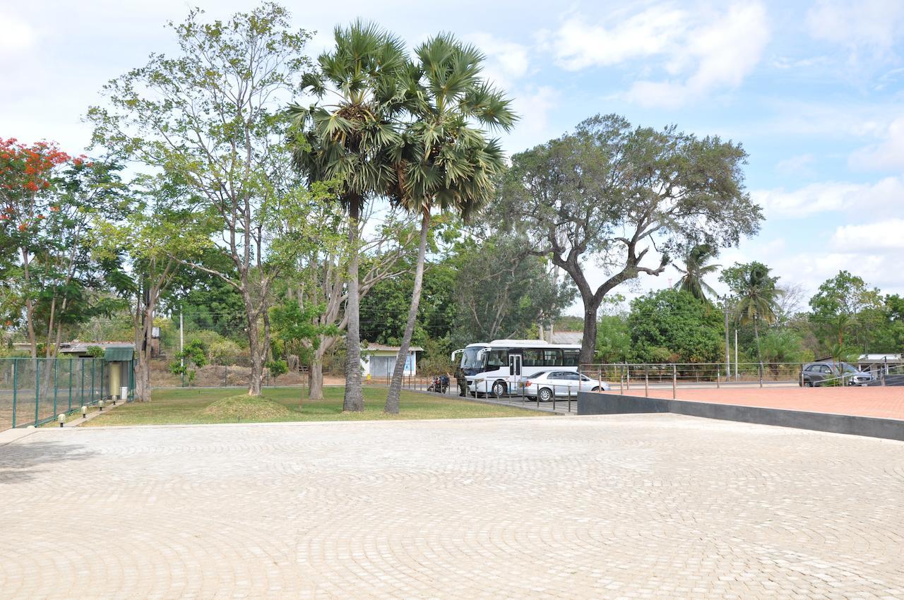 Gunners' Club - Minneriya Exterior photo